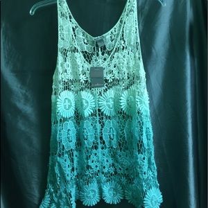 💙NWT💙Crocheted Tank style top